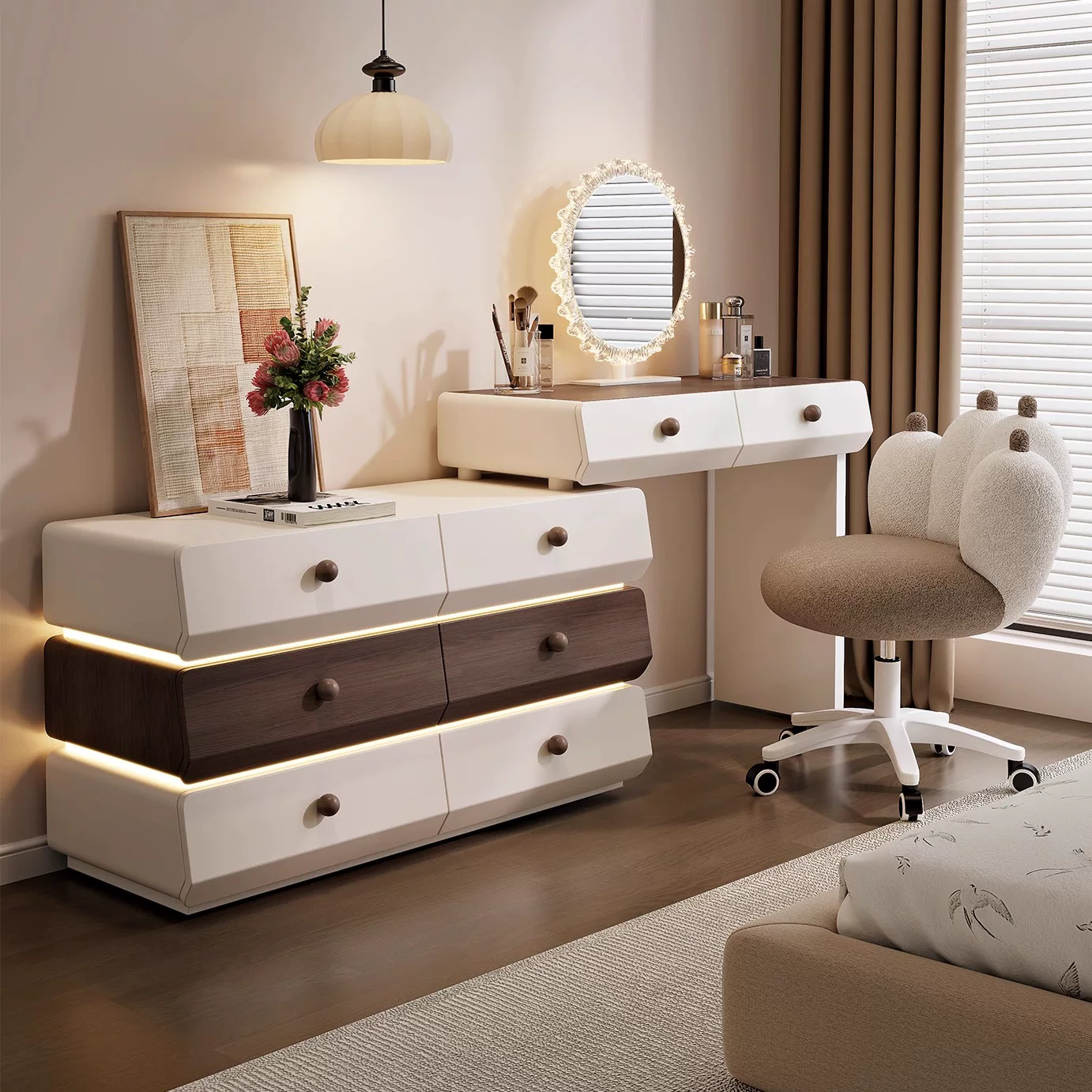 中古奶油风梳妆台斗一体卧室简约带氛围灯纳化妆桌实木