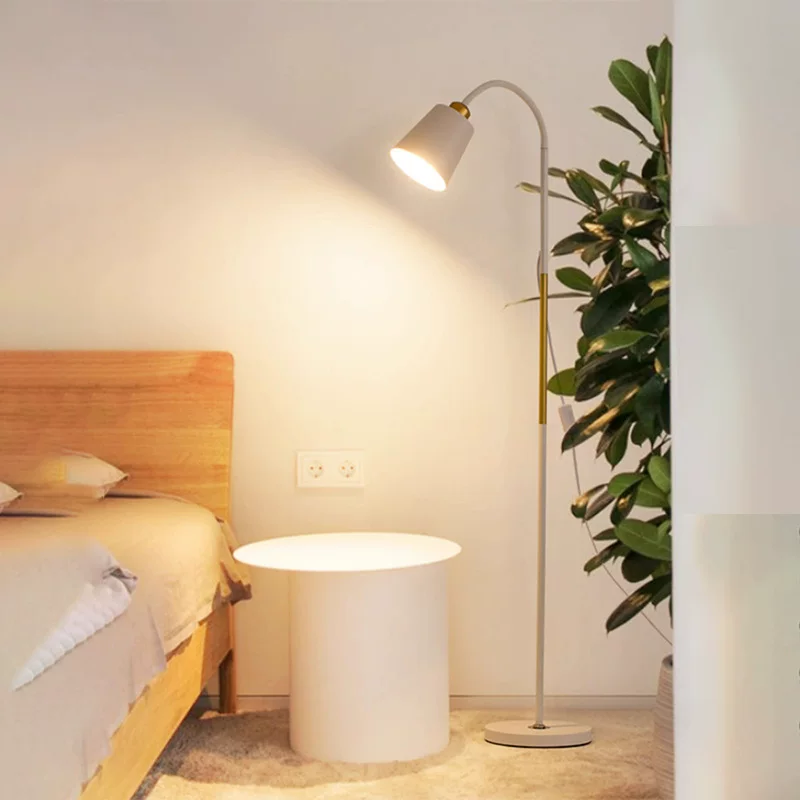 专利落地灯客厅灯跨境简约现代北欧风卧室书房护眼沙发落地灯源头